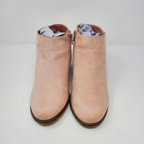 Old Navy Faux Suede Bootie Size 5 - Picture 3 of 10